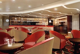TUI Cruises Mein Schiff 4 Interior Show Bar 1.jpg
